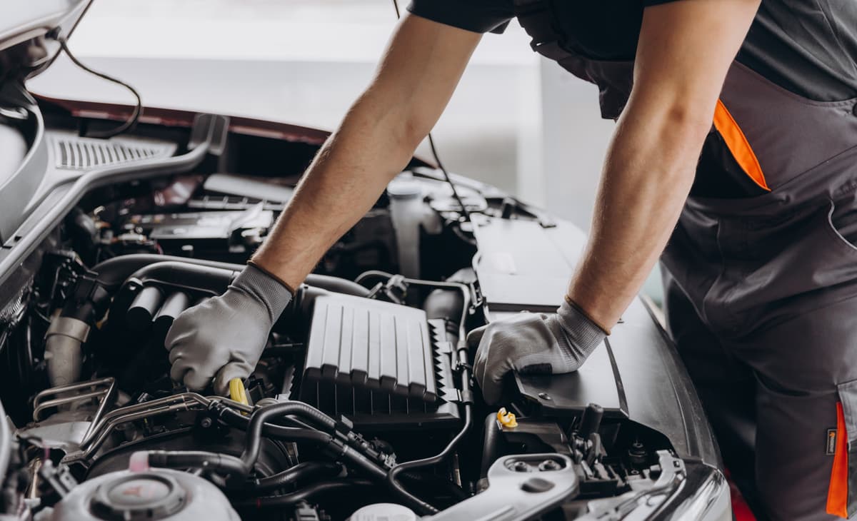 Mechanic